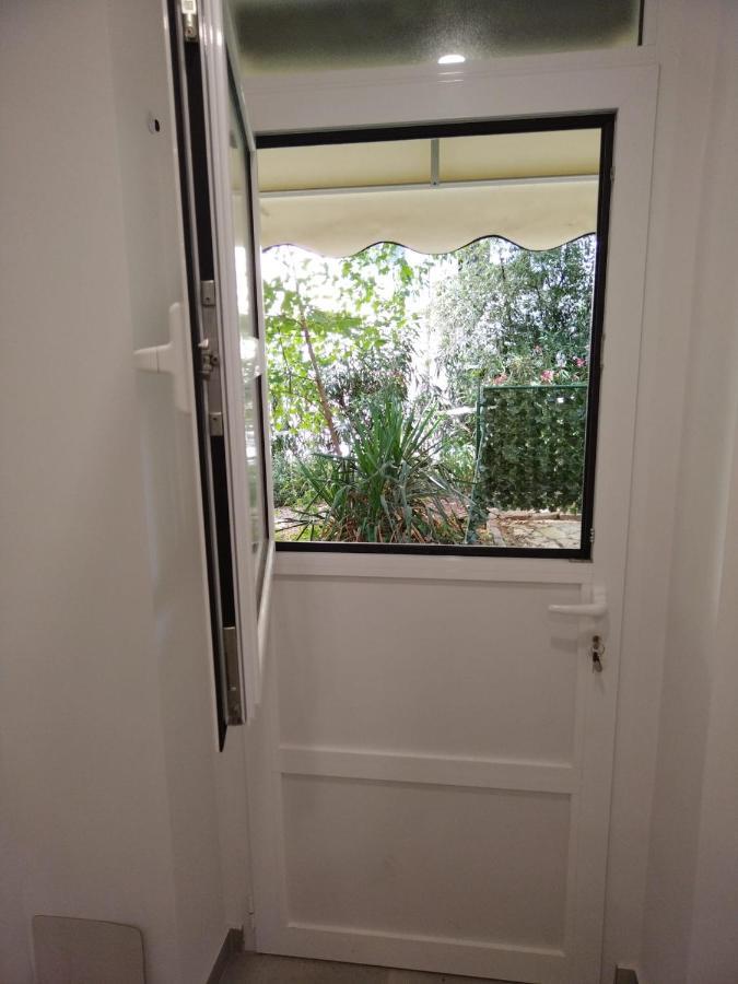 Apartment Cvita In City Center Split Bagian luar foto