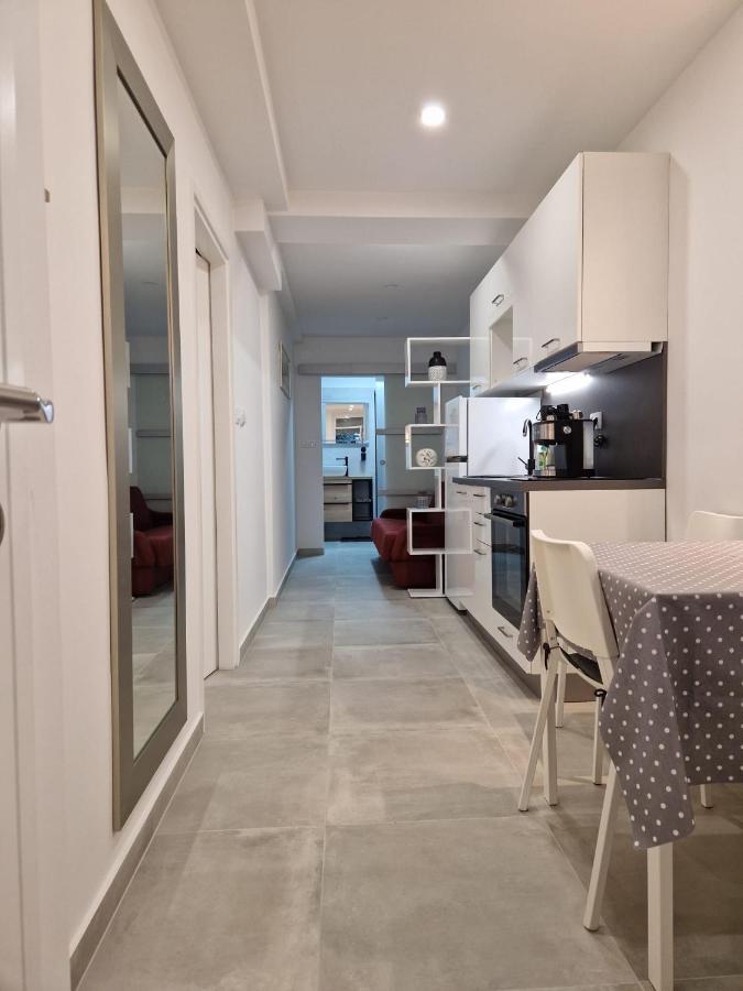 Apartment Cvita In City Center Split Bagian luar foto