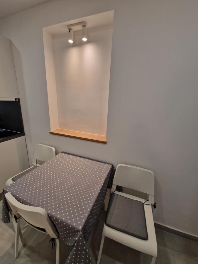 Apartment Cvita In City Center Split Bagian luar foto